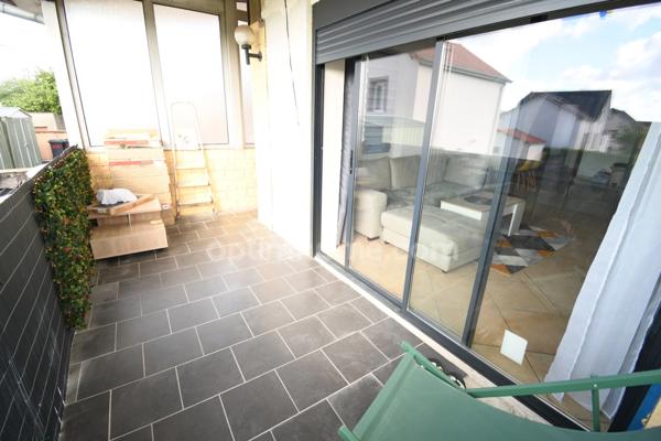 IMMEUBLE COMPLET - 3 APPARTEMENTS - PLACES PARKING