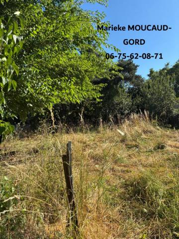 BEAUZAC 43590 Maisons de 132m²  sur deux niveaux 4 chambres sur terrain 800m² en plein centre du village