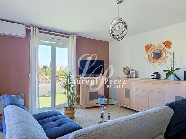 Appartement T4 traversant avec terrasse de 28 m² et parking
