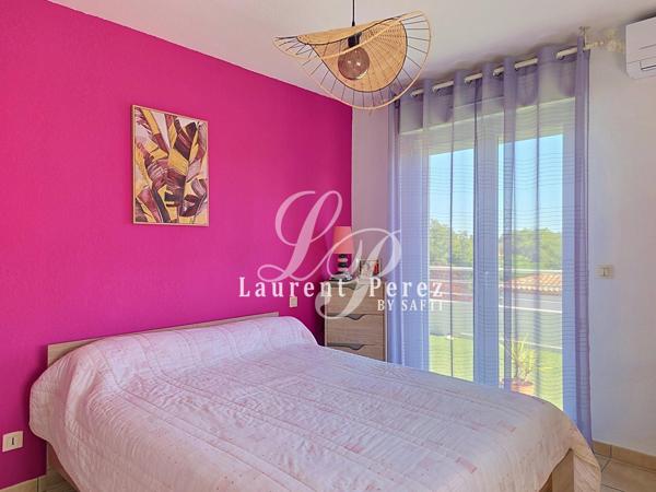 Appartement T4 traversant avec terrasse de 28 m² et parking