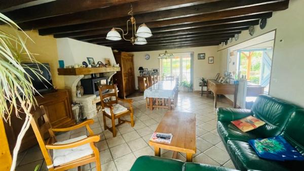 Maison de charme 180 m² avec piscine et 260 m² de dépendances – Potentiel gîtes – Proche Nevers la Charité-sur-Loire et Pougues-les-Eaux