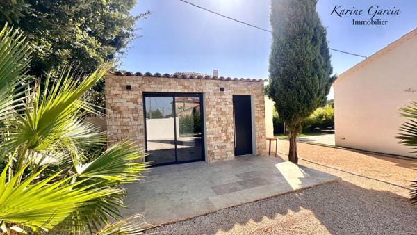 DEMEURE DE PRESTIGE - DEPENDANCE - GARAGE - SOUS SOL - PISCINE - TERRAIN 795 M²