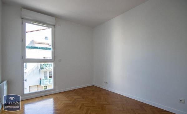 Appartement à louer 3 pièces 68.66m²