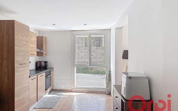 Maison à vendre    3 pièces •  Junas