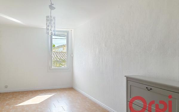 Maison à vendre    3 pièces •  Junas