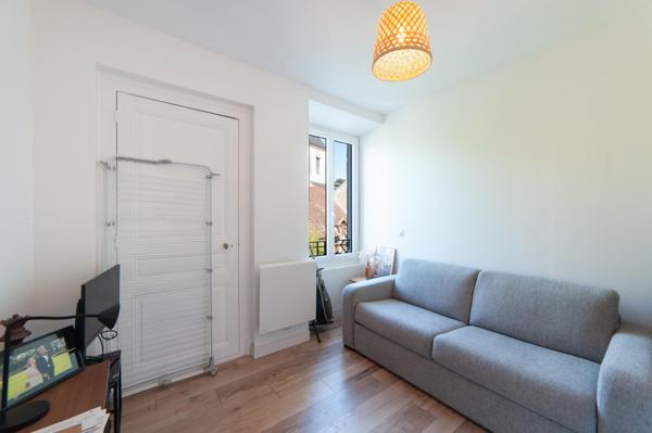 Appartement 3 pièces 60m² centre Brison proche lac