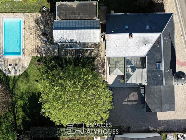 Maison de caractère avec piscine, dépendance et grand terrain