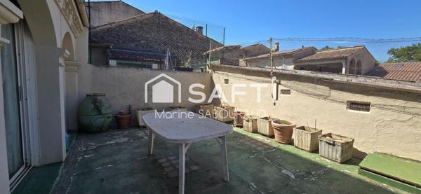 Maison de caractère de 192 m² avec local commercial et grand garage – Carcès