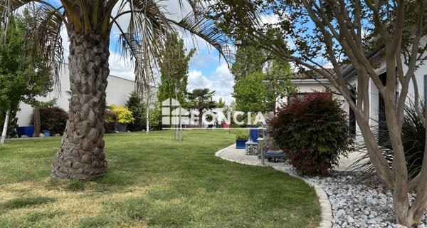 À vendre Maison 5 pièces 164 m² - Niort 79000