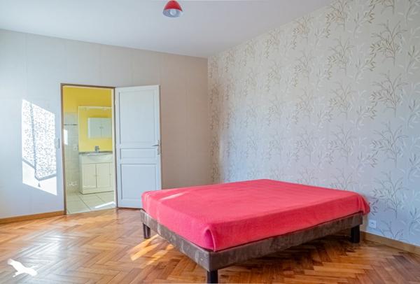 Maison à vendre |  Sadirac |  7 pièces | 262 m²