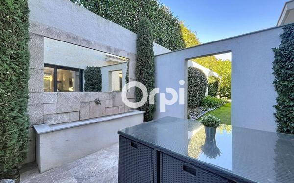 Maison à vendre    4 pièces •  Sainte-Maxime