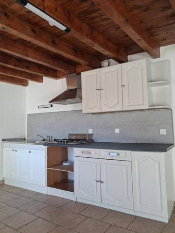Maison 4 pièces                                        - 42940 Saint-Bonnet-le-Courreau Réf : 13458