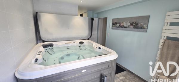 Maison à vendre 7 pièces 179 m² Saint-Denis-en-Val