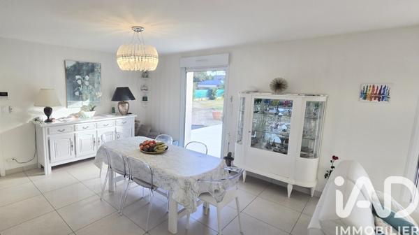 Maison à vendre 7 pièces 179 m² Saint-Denis-en-Val