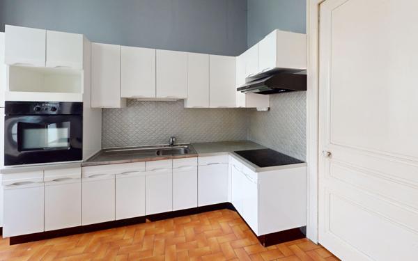 Appartement à louer    3 pièces • 101,06 m2 Saint-Étienne