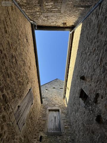 Maison à vendre à La Rochepot en Côte-d'Or (21340), ref : 11488-21074