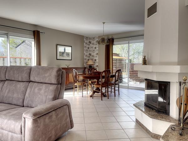 Maison 3 chambres + 45m² de garage + 80m² de hangar