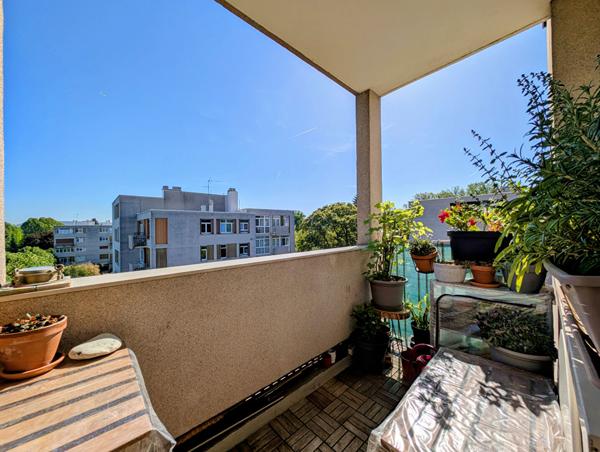 MAISONS-LAFFITTE - Appartement 3 pièces de 56M² avec Balcon + Cave en sous-sol. , Maisons laffitte MAISONS-LAFFITTE - Appartement 3 pièces de 56M² avec Balcon + Cave en sous-sol. , Maisons laffitte