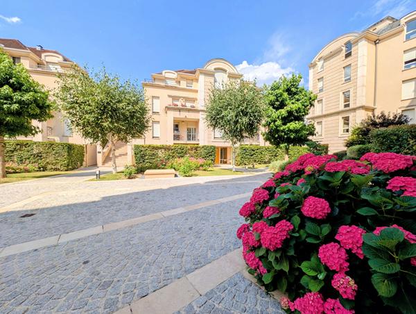 Maisons-Laffitte Centre 4 pièces de 81 m² avec loggia à 2 min du RER , Maisons laffitte Maisons-Laffitte Centre 4 pièces de 81 m² avec loggia à 2 min du RER , Maisons laffitte