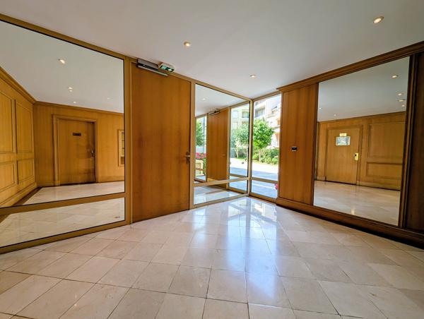 Maisons-Laffitte Centre 4 pièces de 81 m² avec loggia à 2 min du RER , Maisons laffitte Maisons-Laffitte Centre 4 pièces de 81 m² avec loggia à 2 min du RER , Maisons laffitte