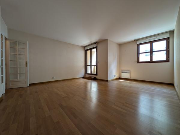 Maisons-Laffitte Centre 4 pièces de 81 m² avec loggia à 2 min du RER , Maisons laffitte Maisons-Laffitte Centre 4 pièces de 81 m² avec loggia à 2 min du RER , Maisons laffitte