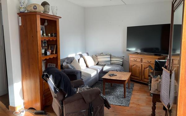 Maison à vendre    3 pièces •  Saintes