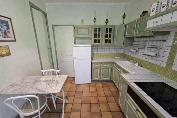Le Creusot magnifique maison 122m2, deux chambres , 581m2 de terrain clos