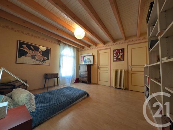 Maison à vendre  9 pièces - 219,36 m 2   LIMOGES  - 87