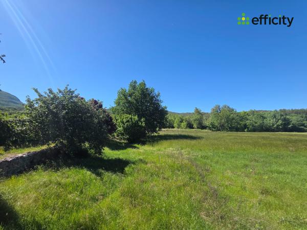 Maison
         5 pièces
        - 90 m² Exclusivité 200 000 € *