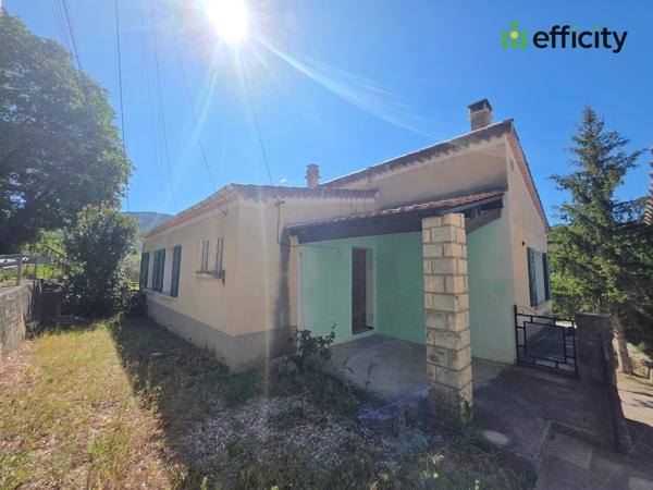 Maison
         5 pièces
        - 90 m² Exclusivité 200 000 € *