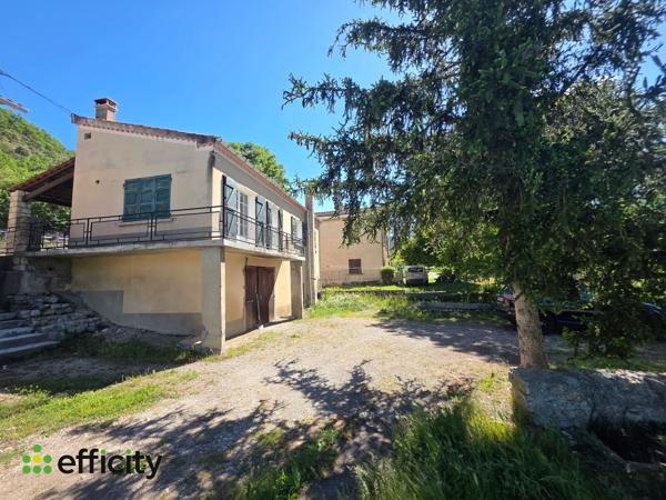 Maison
         5 pièces
        - 90 m² Exclusivité 200 000 € *