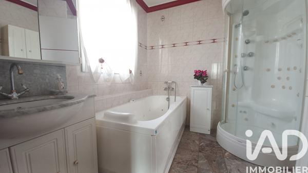 Maison à vendre 6 pièces 157 m² Champs-sur-Marne