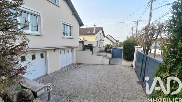 Maison à vendre 6 pièces 157 m² Champs-sur-Marne