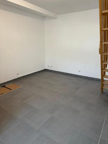 Appartement T2 bis avec jardin Langoiran centre