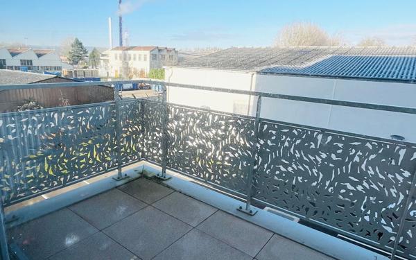 Appartement à louer    2 pièces •  Persan