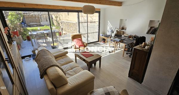 À vendre Maison 6 pièces 130 m² - Sorgues 84700