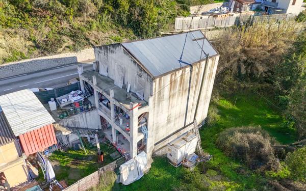 Maison à vendre    5 pièces •  Drap