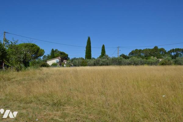 3 Parcelles de terrain à bâtir