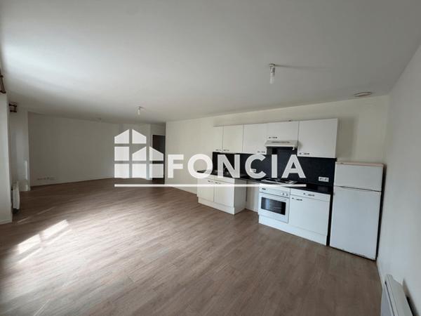 Location Appartement 2 pièces 54.78 m² - 2 PLACE JEANNE HACHETTE Beauvais 60000