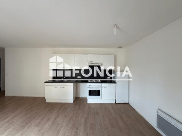 Location Appartement 2 pièces 54.78 m² - 2 PLACE JEANNE HACHETTE Beauvais 60000