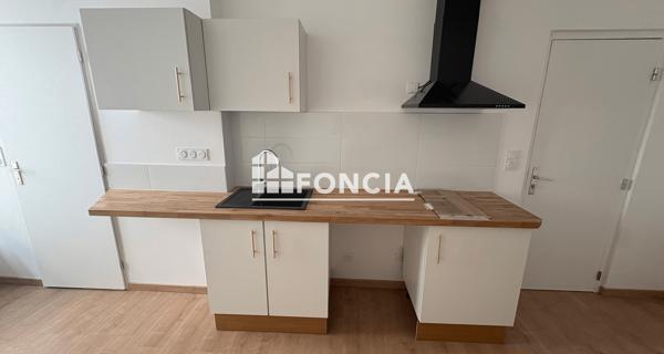 Location Studio 18.36 m² - Miribel 01700
