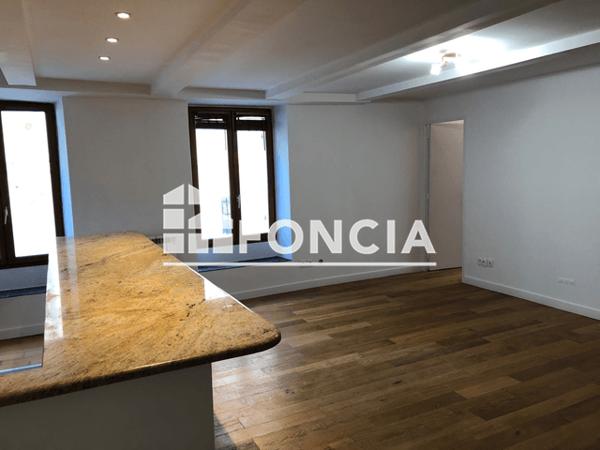 Location Appartement 3 pièces 60.7 m² - 1 RUE HENRY MESSERER Marseille 13001