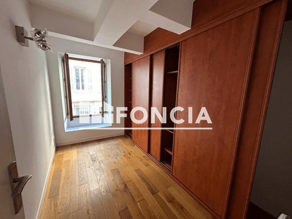 Location Appartement 3 pièces 60.7 m² - 1 RUE HENRY MESSERER Marseille 13001