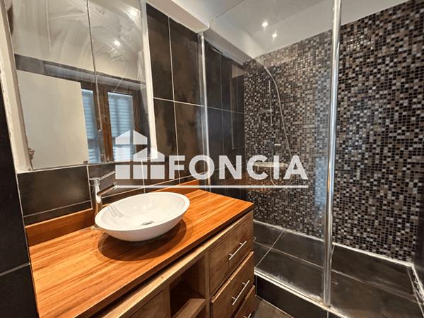 Location Appartement 3 pièces 60.7 m² - 1 RUE HENRY MESSERER Marseille 13001