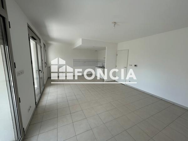 Location Appartement 2 pièces 58.1 m² - 33 RUE JORKI REBOUL Marseille 13015