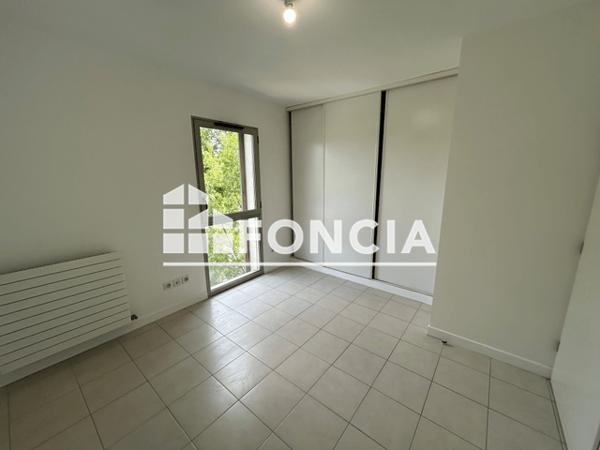 Location Appartement 2 pièces 58.1 m² - 33 RUE JORKI REBOUL Marseille 13015