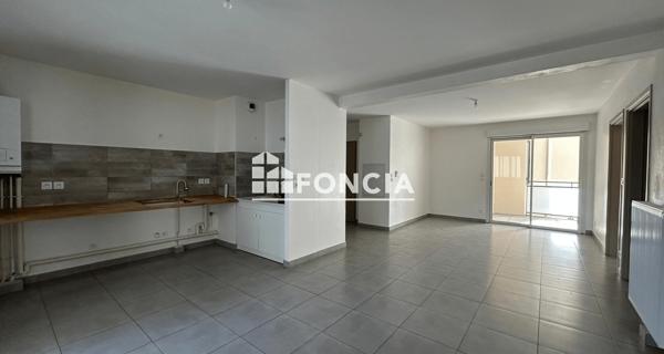 Location Appartement 4 pièces 79.82 m² - Avignon 84000