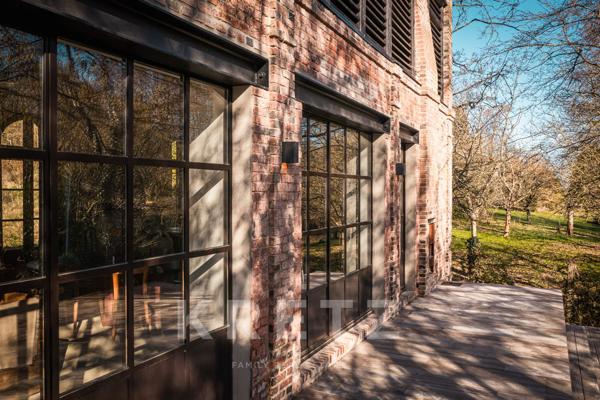 Ancienne blanchisserie entièrement rénovée