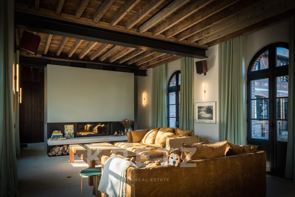 Ancienne blanchisserie entièrement rénovée