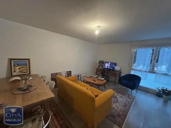 Appartement à louer 3 pièces 64m²